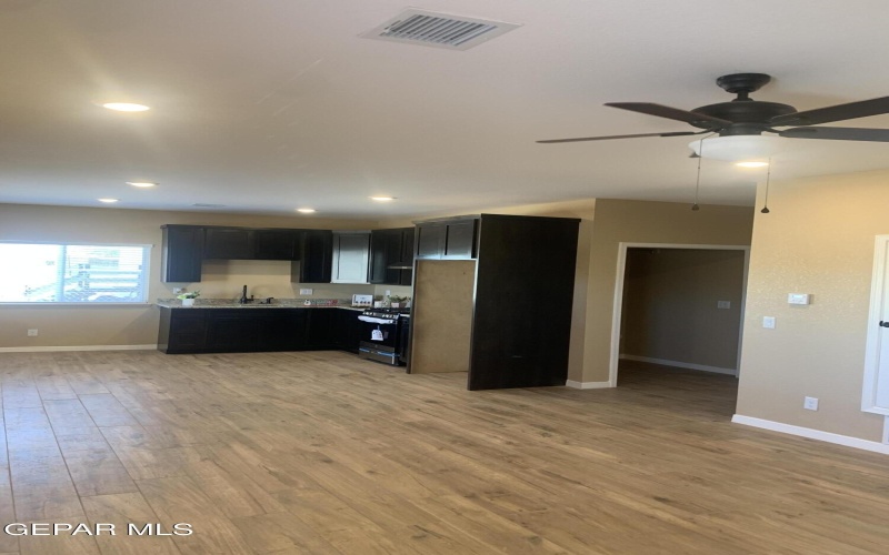 10228 Hatchet Road, Socorro, TX 79927, 3 Bedrooms Bedrooms, ,2 BathroomsBathrooms,Residential,For Sale,10228 Hatchet Road,0,934802