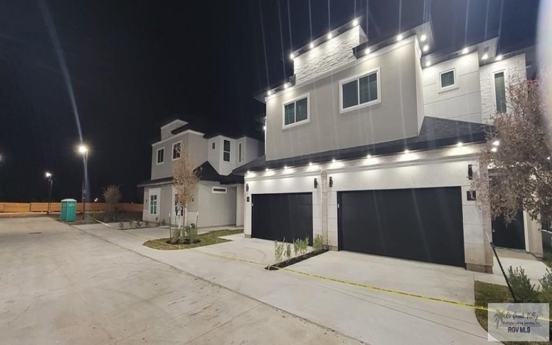 3107 BOCA CHICA BLVD. #3, BROWNSVILLE, TX 78520, 3 Bedrooms Bedrooms, ,2 BathroomsBathrooms,Residential,For Sale,3107 BOCA CHICA BLVD.,0,29770507