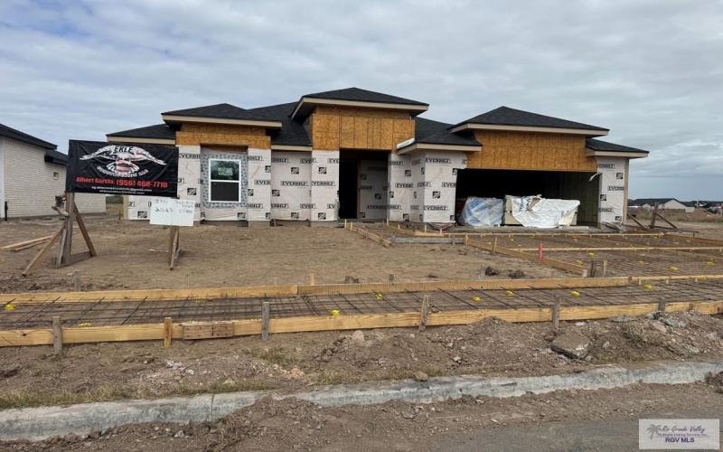 8781 JUPITER ST., BROWNSVILLE, TX 78521, 3 Bedrooms Bedrooms, ,3 BathroomsBathrooms,Residential,For Sale,8781 JUPITER ST.,0,29770513