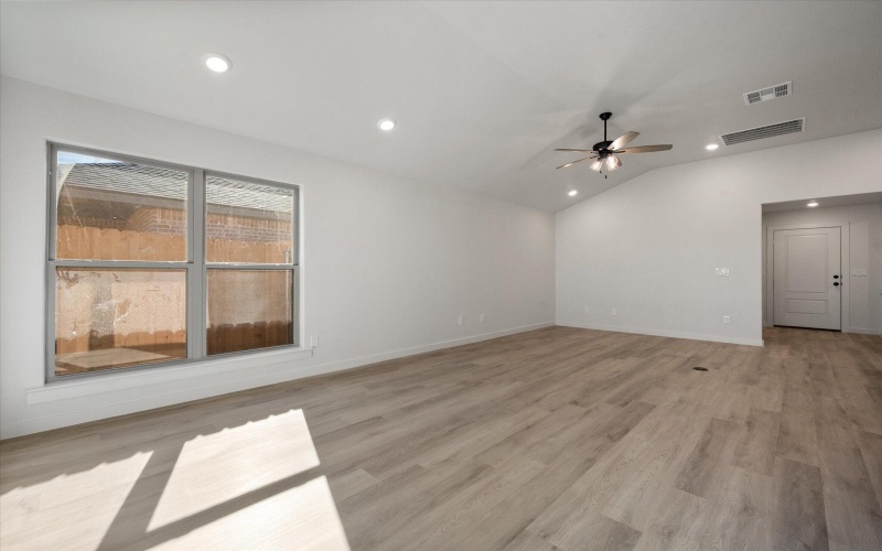 13815 Gary Avenue, Lubbock, TX 79423, 4 Bedrooms Bedrooms, ,2 BathroomsBathrooms,Residential,For Sale,13815 Gary Avenue,0,202563895