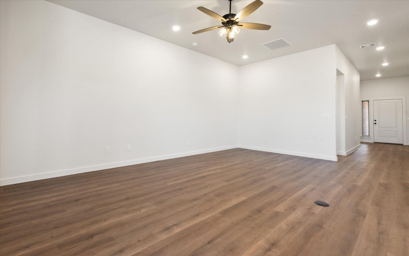 13813 Gary Avenue, Lubbock, TX 79423, 4 Bedrooms Bedrooms, ,2 BathroomsBathrooms,Residential,For Sale,13813 Gary Avenue,0,202563896