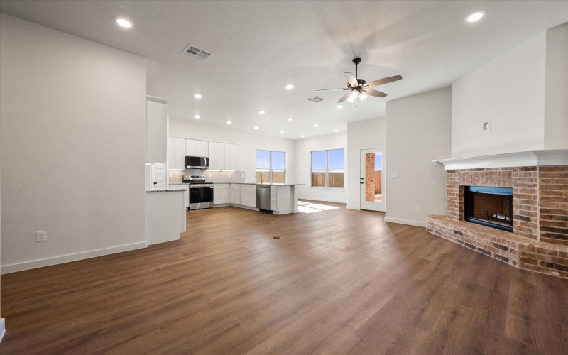 13812 Gary Avenue, Lubbock, TX 79423, 4 Bedrooms Bedrooms, ,2 BathroomsBathrooms,Residential,For Sale,13812 Gary Avenue,0,202563898