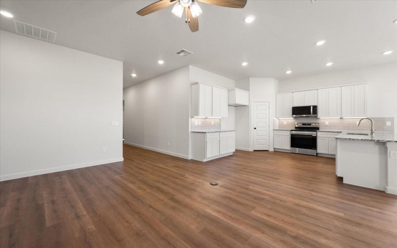 13812 Gary Avenue, Lubbock, TX 79423, 4 Bedrooms Bedrooms, ,2 BathroomsBathrooms,Residential,For Sale,13812 Gary Avenue,0,202563898