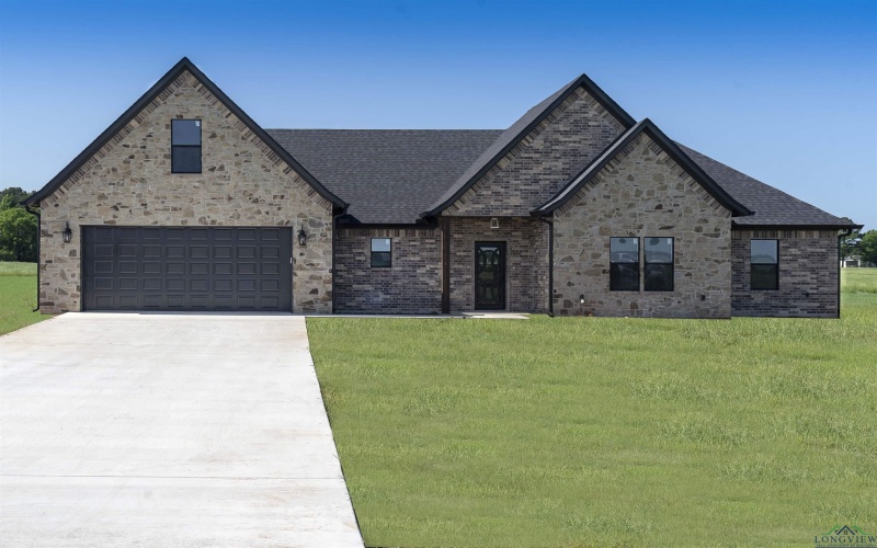 130 Sleep Easy, Kilgore, TX 75662, 4 Bedrooms Bedrooms, ,2 BathroomsBathrooms,Residential,For Sale,130 Sleep Easy,20252585
