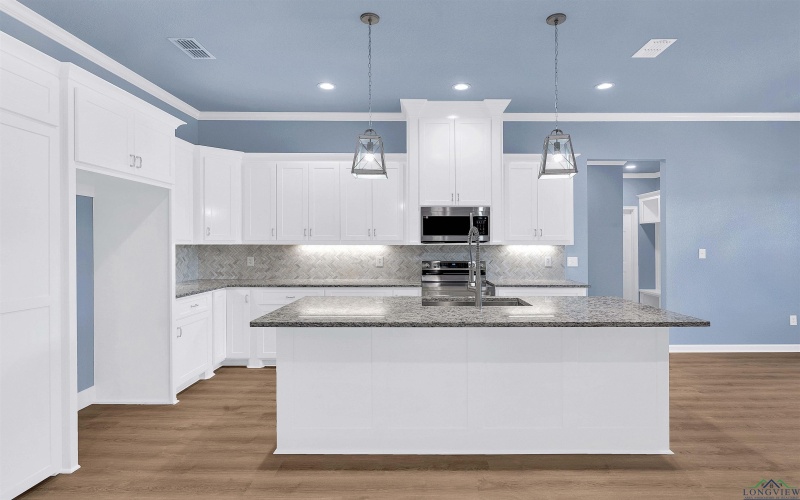 130 Sleep Easy, Kilgore, TX 75662, 4 Bedrooms Bedrooms, ,2 BathroomsBathrooms,Residential,For Sale,130 Sleep Easy,20252585