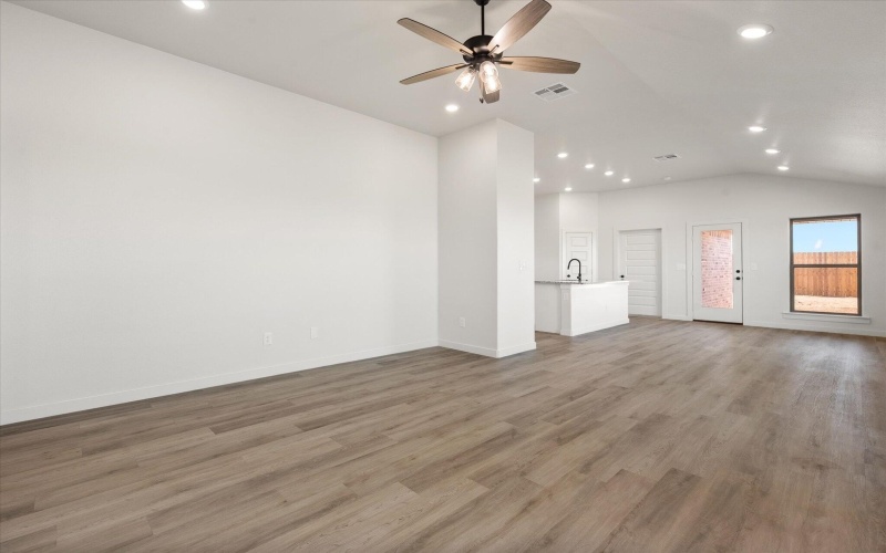 13810 Gary Avenue, Lubbock, TX 79423, 4 Bedrooms Bedrooms, ,2 BathroomsBathrooms,Residential,For Sale,13810 Gary Avenue,0,202563899