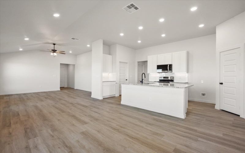 13810 Gary Avenue, Lubbock, TX 79423, 4 Bedrooms Bedrooms, ,2 BathroomsBathrooms,Residential,For Sale,13810 Gary Avenue,0,202563899