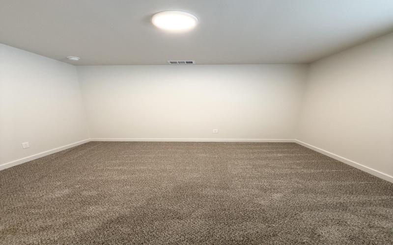 1615 N Clinton Avenue, Lubbock, TX 79416, 3 Habitaciones Habitaciones , ,2 BañosBaños,Residential,En Venta,1615 N Clinton Avenue,0,202563934