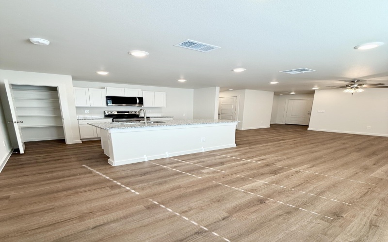 1615 N Clinton Avenue, Lubbock, TX 79416, 3 Habitaciones Habitaciones , ,2 BañosBaños,Residential,En Venta,1615 N Clinton Avenue,0,202563934