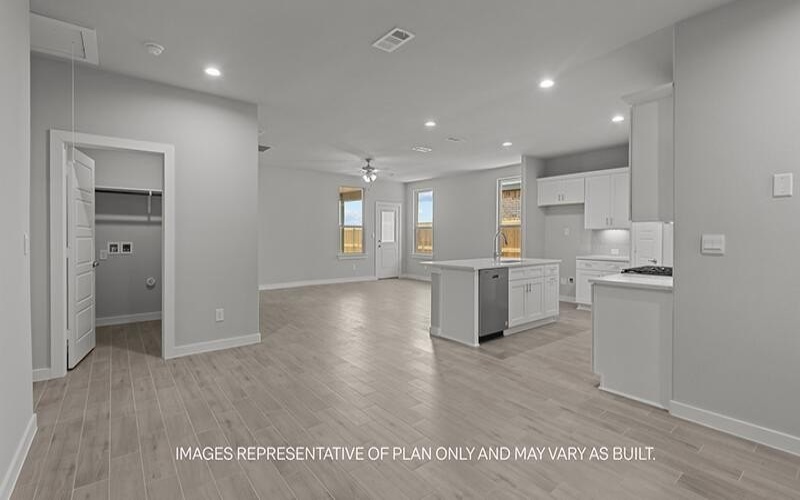 7016 53rd Street, Lubbock, TX 79407, 5 Bedrooms Bedrooms, ,3 BathroomsBathrooms,Residential,For Sale,7016 53rd Street,0,202563940