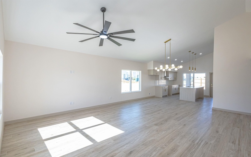 5704 Kylee Dr., Laredo, TX 78043, 4 Bedrooms Bedrooms, ,2 BathroomsBathrooms,Residential,For Sale,5704 Kylee Dr.,0,20255326