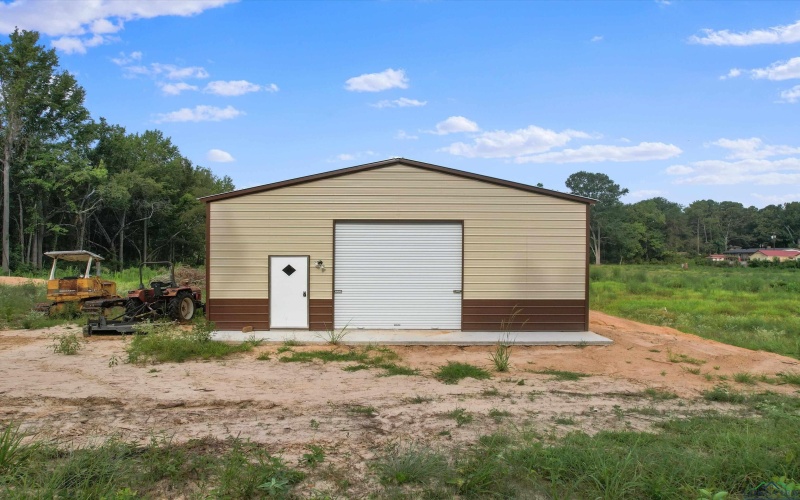 135 REA Rd, Gilmer, TX 75644, ,Commercial Sale,En Venta,135 REA Rd,20252586