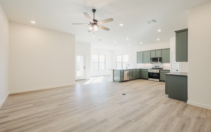 7102 County Rd 99, Midland, TX 79706, 4 Bedrooms Bedrooms, ,2 BathroomsBathrooms,Residential,For Sale,7102 County Rd 99,0,50087308