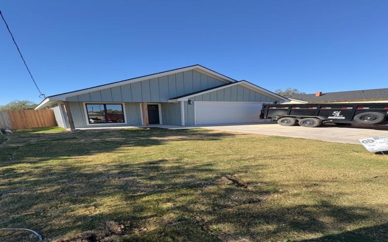 2809 Bowie St, San Angelo, TX 76901, 3 Bedrooms Bedrooms, ,2 BathroomsBathrooms,Residential,For Sale,2809 Bowie St,0,129988