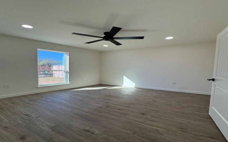 2801 Bowie St, San Angelo, TX 76901, 3 Bedrooms Bedrooms, ,2 BathroomsBathrooms,Residential,For Sale,2801 Bowie St,0,129989