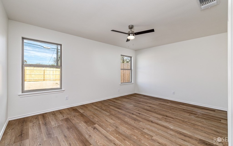 2614 Dallas St, San Angelo, TX 76901, 3 Bedrooms Bedrooms, ,2 BathroomsBathrooms,Residential,For Sale,2614 Dallas St,0,129992