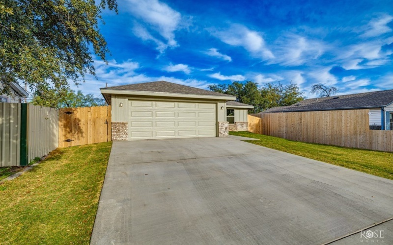 2614 Dallas St, San Angelo, TX 76901, 3 Bedrooms Bedrooms, ,2 BathroomsBathrooms,Residential,For Sale,2614 Dallas St,0,129992