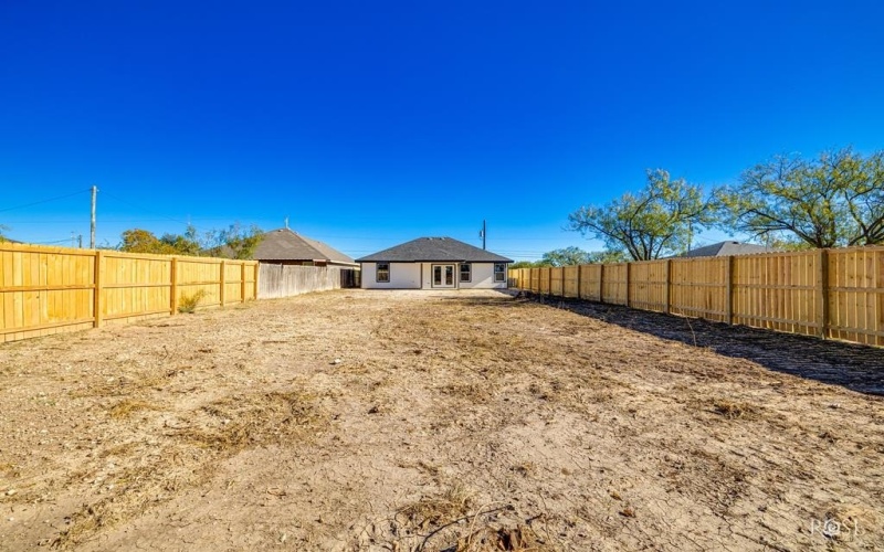 2231 Lillie St, San Angelo, TX 76901, 3 Habitaciones Habitaciones , ,2 BañosBaños,Residential,En Venta,2231 Lillie St,0,129994