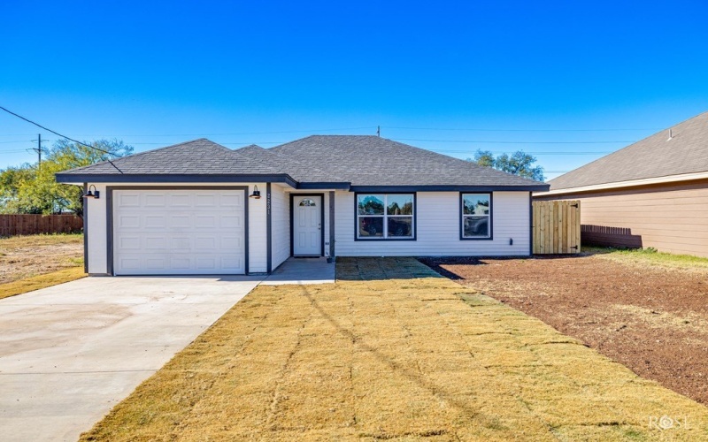 2231 Lillie St, San Angelo, TX 76901, 3 Bedrooms Bedrooms, ,2 BathroomsBathrooms,Residential,For Sale,2231 Lillie St,0,129994