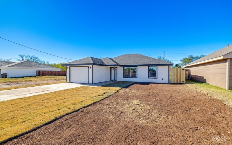 2231 Lillie St, San Angelo, TX 76901, 3 Bedrooms Bedrooms, ,2 BathroomsBathrooms,Residential,For Sale,2231 Lillie St,0,129994