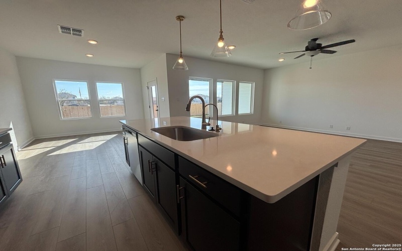 12848 Red Apple Rd., Schertz, TX 78154, 4 Habitaciones Habitaciones , ,3 BañosBaños,Residential,En Venta,12848 Red Apple Rd.,0,1927131