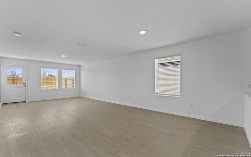 7318 Brownleaf Dr, San Antonio, TX 78227, 4 Bedrooms Bedrooms, ,2 BathroomsBathrooms,Residential,For Sale,7318 Brownleaf Dr,0,1927136