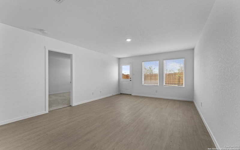 7318 Brownleaf Dr, San Antonio, TX 78227, 4 Bedrooms Bedrooms, ,2 BathroomsBathrooms,Residential,For Sale,7318 Brownleaf Dr,0,1927136