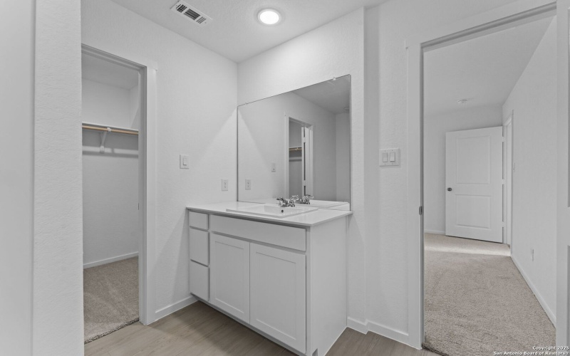 3825 Swift Fox Rd, New Braunfels, TX 78130, 4 Habitaciones Habitaciones , ,2 BañosBaños,Residential,En Venta,3825 Swift Fox Rd,0,1927151