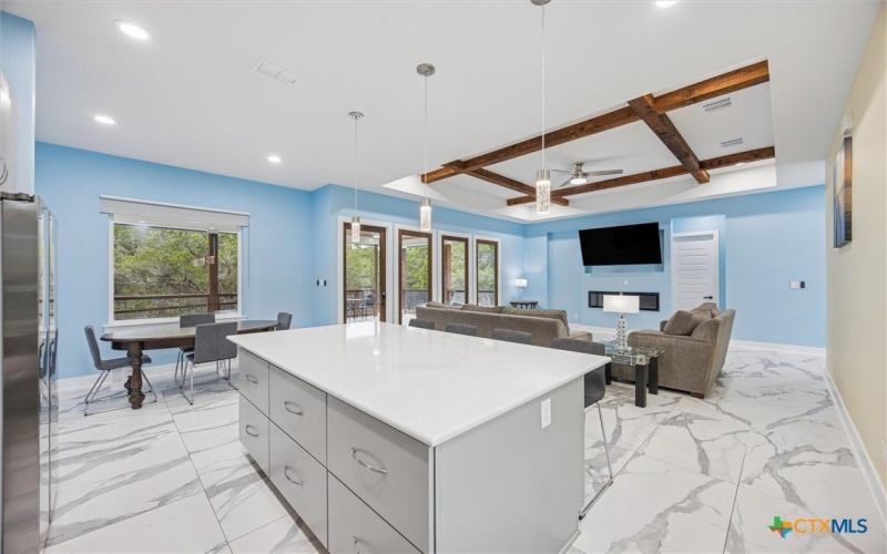 195 Crazy Horse Trail, Canyon Lake, TX 78133, 4 Bedrooms Bedrooms, ,3 BathroomsBathrooms,Residential,For Sale,195 Crazy Horse Trail,0,599505