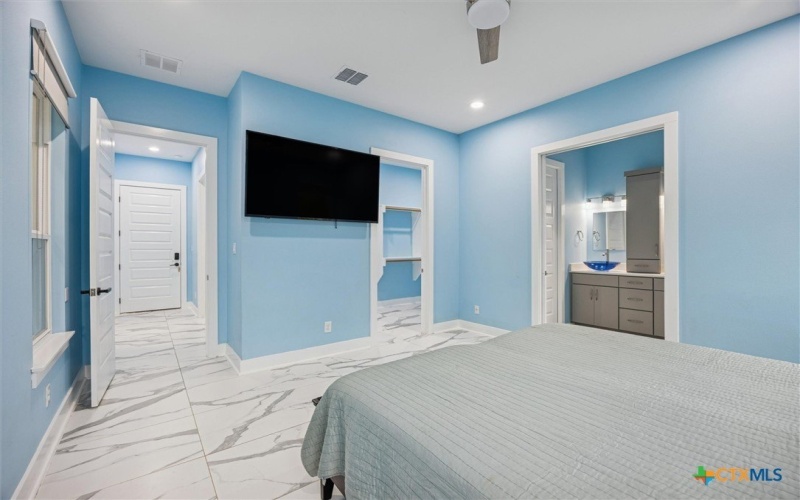 195 Crazy Horse Trail, Canyon Lake, TX 78133, 4 Bedrooms Bedrooms, ,3 BathroomsBathrooms,Residential,For Sale,195 Crazy Horse Trail,0,599505