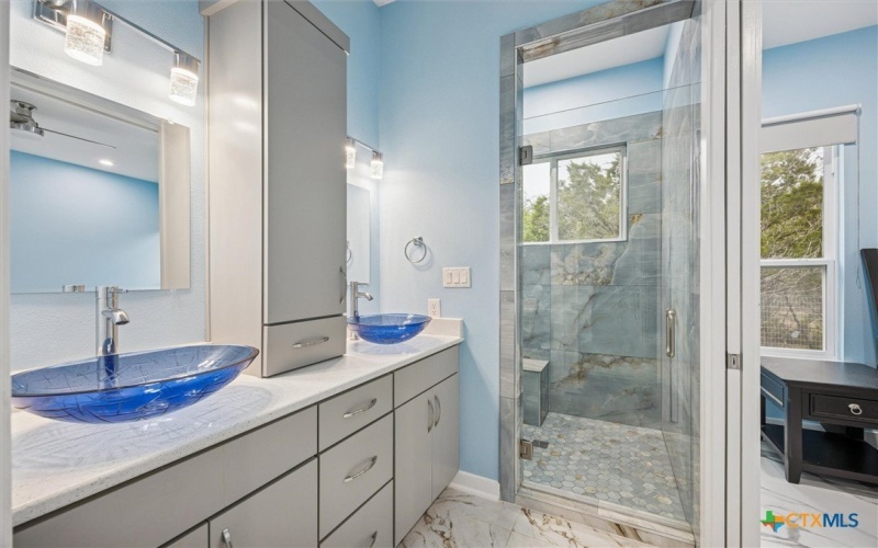 195 Crazy Horse Trail, Canyon Lake, TX 78133, 4 Bedrooms Bedrooms, ,3 BathroomsBathrooms,Residential,For Sale,195 Crazy Horse Trail,0,599505