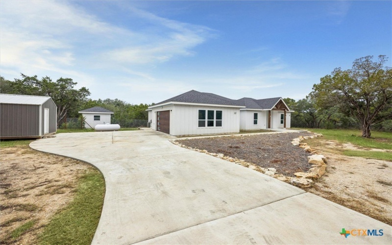 195 Crazy Horse Trail, Canyon Lake, TX 78133, 4 Bedrooms Bedrooms, ,3 BathroomsBathrooms,Residential,For Sale,195 Crazy Horse Trail,0,599505