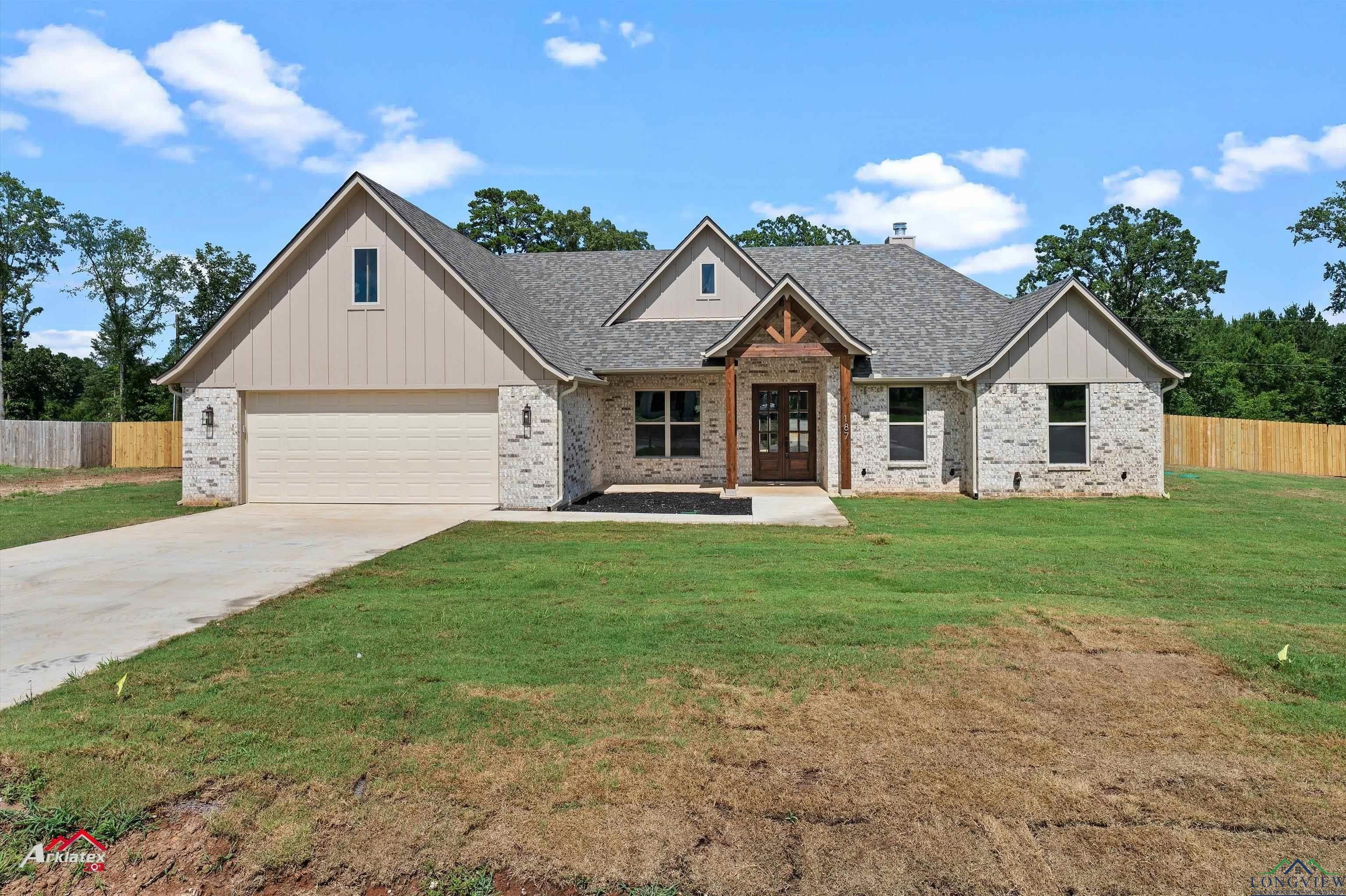 187 Big Oaks, Kilgore, TX 75662, 4 Habitaciones Habitaciones , ,2 BañosBaños,Residential,En Venta,187 Big Oaks,20252698