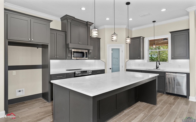 187 Big Oaks, Kilgore, TX 75662, 4 Habitaciones Habitaciones , ,2 BañosBaños,Residential,En Venta,187 Big Oaks,20252698
