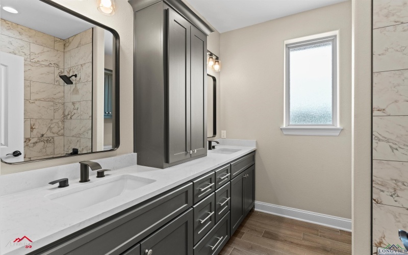 187 Big Oaks, Kilgore, TX 75662, 4 Habitaciones Habitaciones , ,2 BañosBaños,Residential,En Venta,187 Big Oaks,20252698