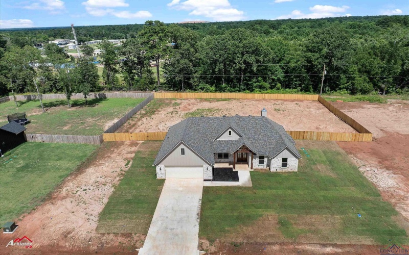 187 Big Oaks, Kilgore, TX 75662, 4 Habitaciones Habitaciones , ,2 BañosBaños,Residential,En Venta,187 Big Oaks,20252698
