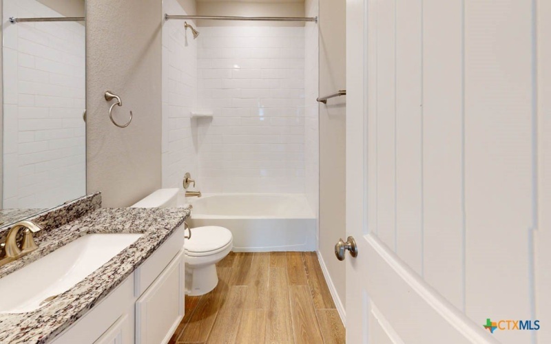 5205 Lancaster Drive, Belton, TX 76513, 5 Bedrooms Bedrooms, ,3 BathroomsBathrooms,Residential,For Sale,5205 Lancaster Drive,0,599585