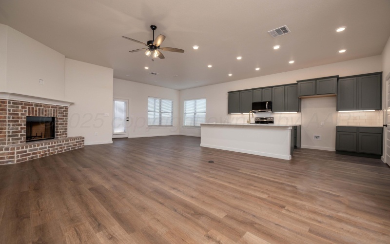 9402 Escalara Street, Amarillo, TX 79124, 4 Bedrooms Bedrooms, ,3 BathroomsBathrooms,Residential,For Sale,9402 Escalara Street,0,25-9986