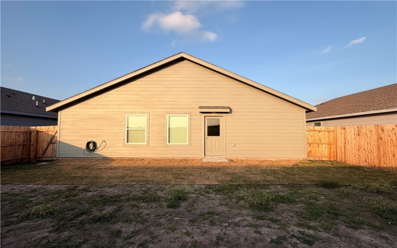 13229 Silverado Drive, Corpus Christi, TX 78410, 3 Bedrooms Bedrooms, ,2 BathroomsBathrooms,Residential,For Sale,13229 Silverado Drive,0,468722