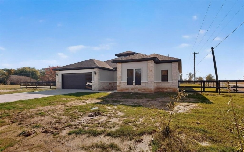 100 Diamond T Ranch Road, Trinidad, TX 75163, 4 Bedrooms Bedrooms, ,2 BathroomsBathrooms,Residential,For Sale,100 Diamond T Ranch Road,0,21126717