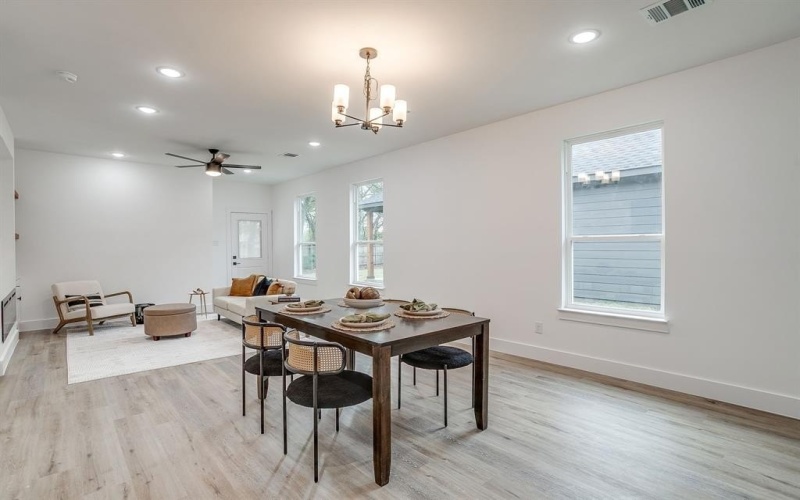 4948 Dunbar Street, Fort Worth, TX 76105, 4 Bedrooms Bedrooms, ,2 BathroomsBathrooms,Residential,For Sale,4948 Dunbar Street,0,21128011