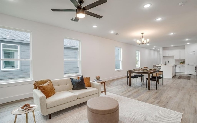 4948 Dunbar Street, Fort Worth, TX 76105, 4 Bedrooms Bedrooms, ,2 BathroomsBathrooms,Residential,For Sale,4948 Dunbar Street,0,21128011