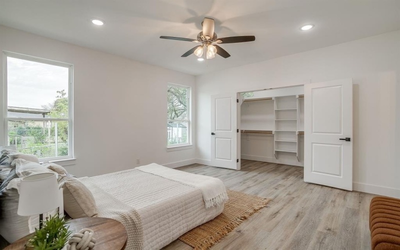 4948 Dunbar Street, Fort Worth, TX 76105, 4 Bedrooms Bedrooms, ,2 BathroomsBathrooms,Residential,For Sale,4948 Dunbar Street,0,21128011