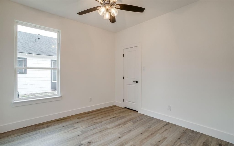 4948 Dunbar Street, Fort Worth, TX 76105, 4 Bedrooms Bedrooms, ,2 BathroomsBathrooms,Residential,For Sale,4948 Dunbar Street,0,21128011