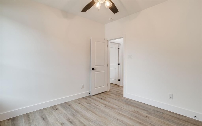 4948 Dunbar Street, Fort Worth, TX 76105, 4 Bedrooms Bedrooms, ,2 BathroomsBathrooms,Residential,For Sale,4948 Dunbar Street,0,21128011