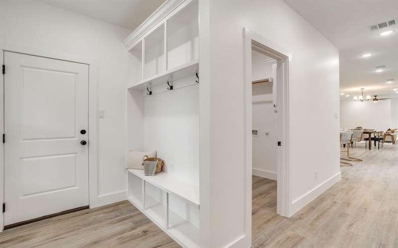 4948 Dunbar Street, Fort Worth, TX 76105, 4 Bedrooms Bedrooms, ,2 BathroomsBathrooms,Residential,For Sale,4948 Dunbar Street,0,21128011