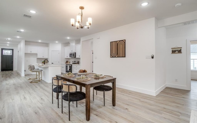 4948 Dunbar Street, Fort Worth, TX 76105, 4 Bedrooms Bedrooms, ,2 BathroomsBathrooms,Residential,For Sale,4948 Dunbar Street,0,21128011