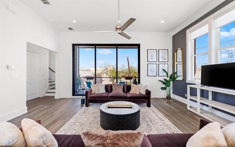 203 Carroll Street, Fort Worth, TX 76107, 3 Bedrooms Bedrooms, ,3 BathroomsBathrooms,Residential,For Sale,203 Carroll Street,0,21128491