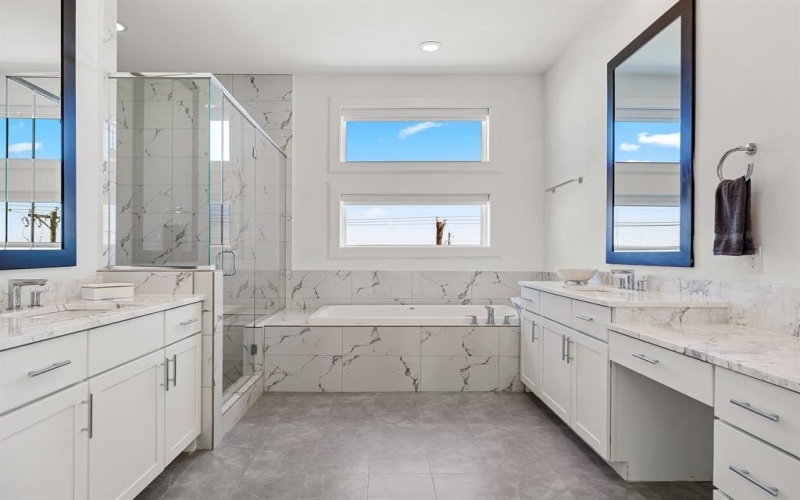 203 Carroll Street, Fort Worth, TX 76107, 3 Bedrooms Bedrooms, ,3 BathroomsBathrooms,Residential,For Sale,203 Carroll Street,0,21128491