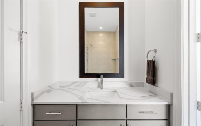 203 Carroll Street, Fort Worth, TX 76107, 3 Bedrooms Bedrooms, ,3 BathroomsBathrooms,Residential,For Sale,203 Carroll Street,0,21128491